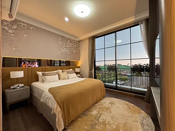 The Ebony Residence - Guest Room