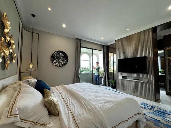 Interior Maple Residence 13