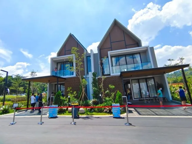 Pinewood Residence - Fasad 1