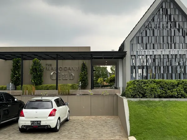 The Mahogany Residence - Luxury Fasad 6