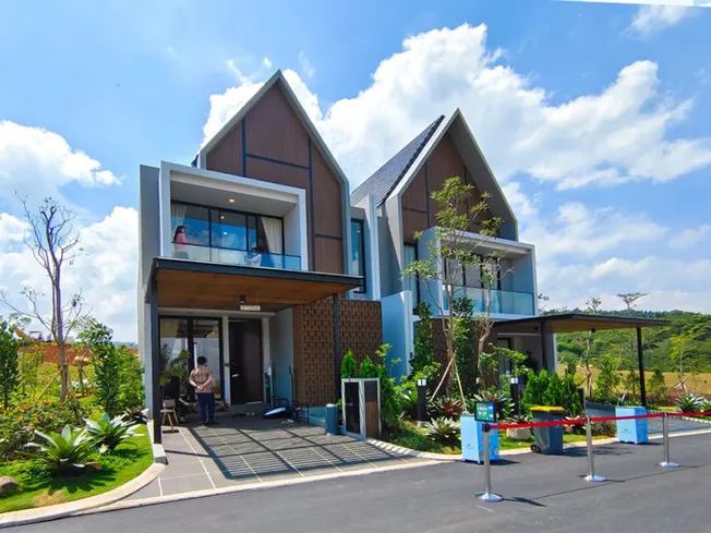 The Pinewood Residence